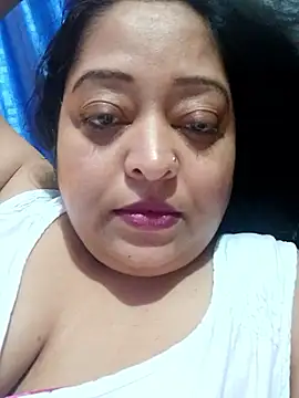 Snapshot of peu8 chatting on May 7, 2026, 2:53 pm peu8 online show from May 7, 2026, 2:53 pm