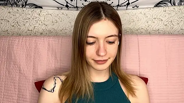 Snapshot of Shining_Robi chatting on March 8, 2026, 12:52 pm Shining Robi online show from March 8, 2026, 12:52 pm