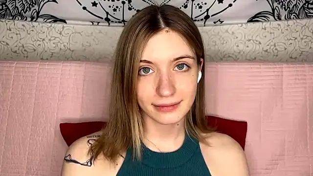 Snapshot of Shining_Robi chatting on February 17, 2026, 12:35 pm Shining Robi online show from February 17, 2026, 12:35 pm