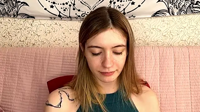 Snapshot of Shining_Robi chatting on March 7, 2026, 12:43 pm Shining Robi online show from March 7, 2026, 12:43 pm