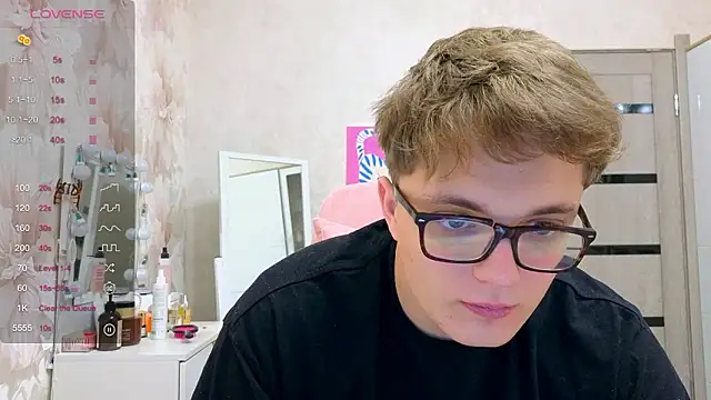 robertkingsize online show from January 14, 2026, 5:49 pm