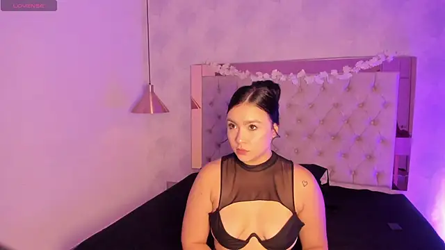 kylie river online show from February 9, 2026, 11:52 am