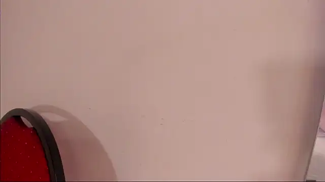 miaa quinn online show from December 17, 2025, 3:00 am