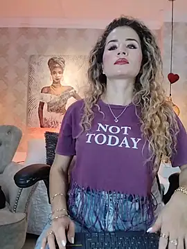 Snapshot of SamantaaJoness chatting on February 18, 2026, 10:55 am SamantaaJoness online show from February 18, 2026, 10:55 am