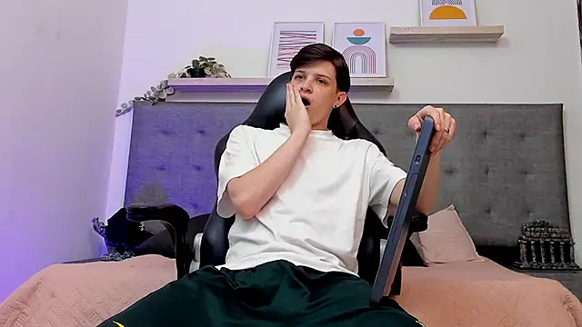 Snapshot of sebastamayo_ chatting on March 19, 2026, 8:03 am sebastamayo online show from March 19, 2026, 8:03 am