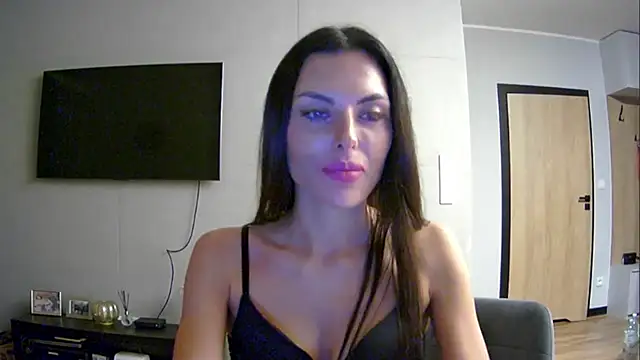 Addisonadore online show from July 12, 2026, 8:53 pm