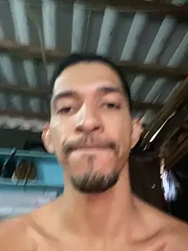 Snapshot of rocchw chatting on December 22, 2025, 8:53 pm rocchw online show from December 22, 2025, 8:53 pm