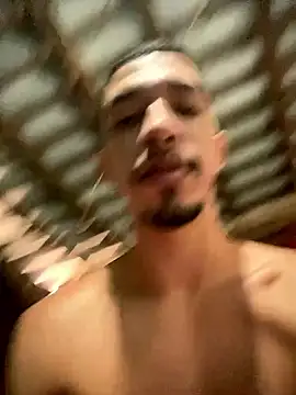 Snapshot of rocchw chatting on January 11, 2026, 1:18 pm rocchw online show from January 11, 2026, 1:18 pm