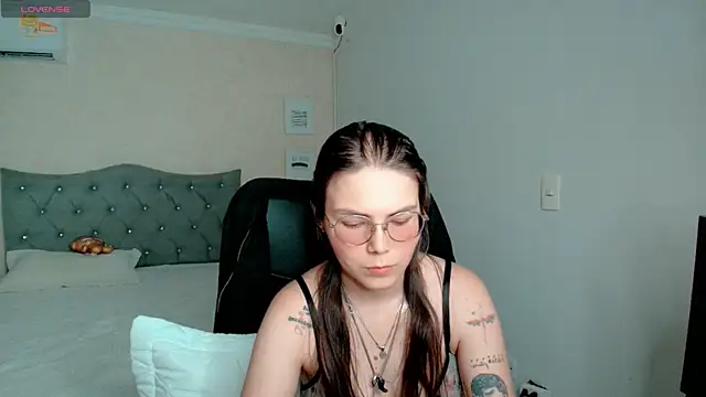 lexalove doll online show from April 22, 2026, 4:58 pm