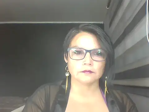 SHAMELESSLY HOT online show from March 18, 2026, 2:15 am