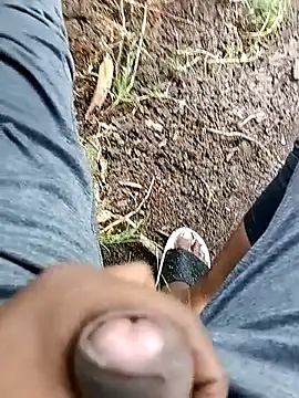 loki-king-143 online show from February 18, 2026, 2:31 am