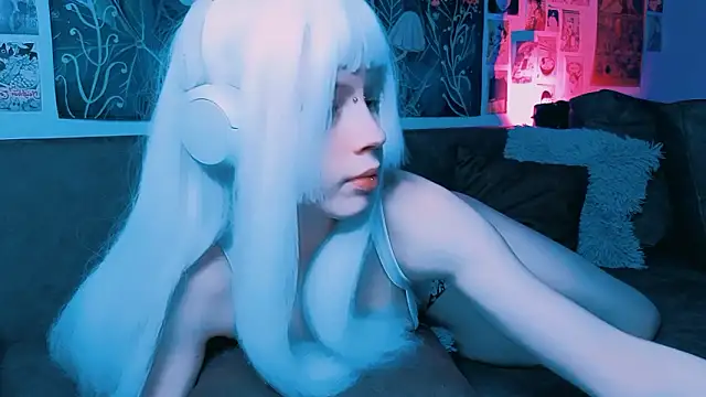 PeacchyPawss online show from February 25, 2026, 9:25 pm