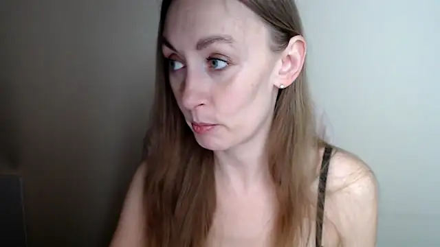 LiaSeass  online show from June 16, 2026, 11:43 am