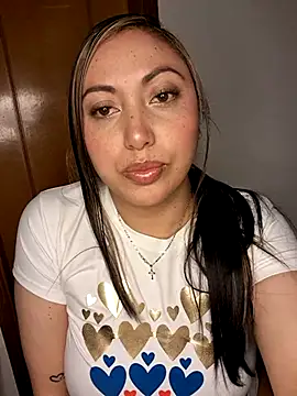 LizzCarter  online show from June 28, 2026, 6:09 am