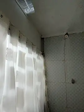 cari75 online show from February 3, 2026, 1:49 am