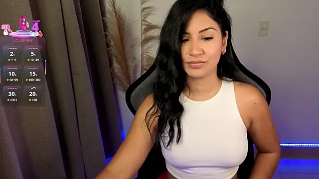 chloebum  online show from May 2, 2026, 1:05 pm