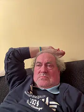 csikar online show from March 15, 2026, 6:26 pm