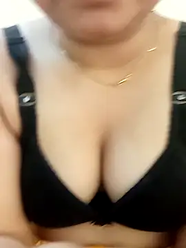 Teyasa350 online show from February 11, 2026, 4:12 am