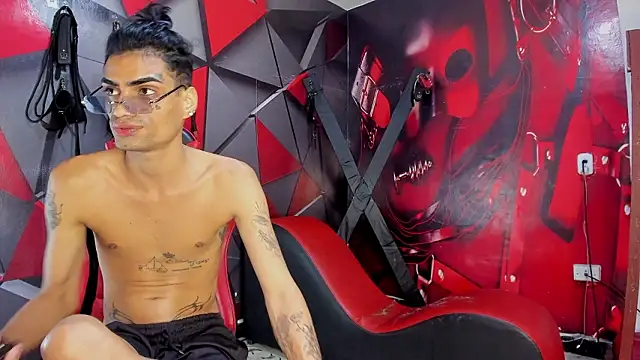 Hot Boys Without Limits online show from February 3, 2026, 6:22 am