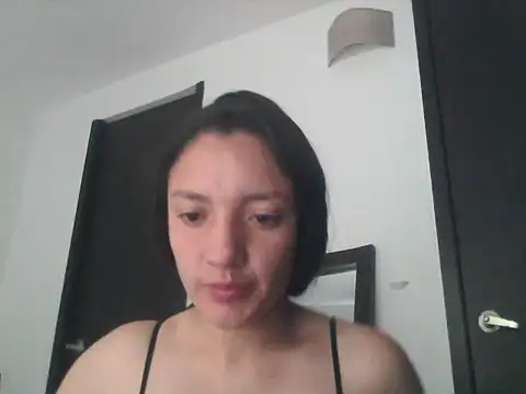 SweetFerSub online show from February 18, 2026, 2:24 pm