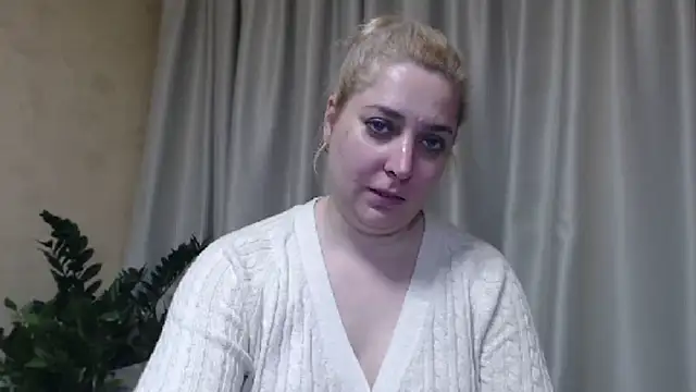 sweetpussy13 online show from March 13, 2025, 10:15 am