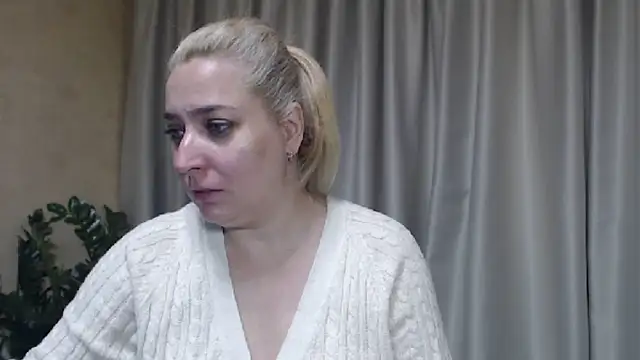 sweetpussy13 online show from September 28, 2025, 5:36 am