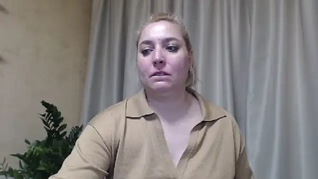 sweetpussy13 online show from March 15, 2025, 9:41 am