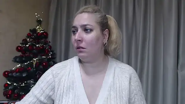 sweetpussy13 online show from December 18, 2025, 7:35 am