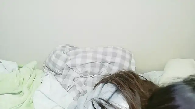 meromerona online show from March 8, 2026, 12:41 pm