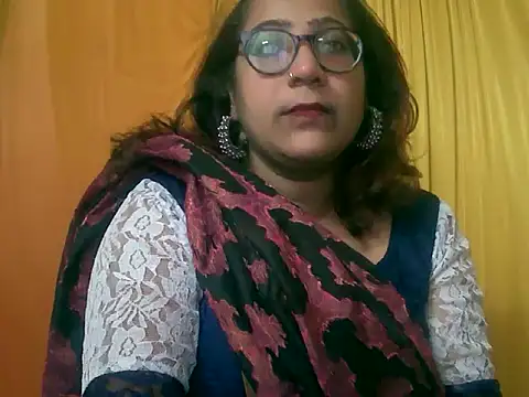 MISTI KOLK online show from January 8, 2026, 8:53 am