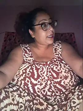 MISTI KOLK online show from July 15, 2026, 6:15 pm
