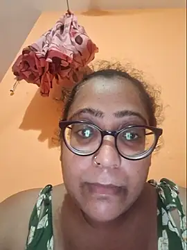 MISTI KOLK online show from August 4, 2026, 6:18 am