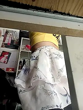 SARA6926969 online show from December 20, 2025, 4:04 am