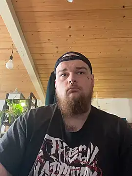 Snapshot of YoursxTruly chatting on February 19, 2026, 10:23 am YoursxTruly online show from February 19, 2026, 10:23 am