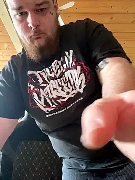 Snapshot of YoursxTruly chatting on January 14, 2026, 11:03 am YoursxTruly online show from January 14, 2026, 11:03 am