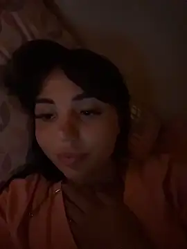 Snapshot of SilkyMira chatting on May 18, 2026, 6:34 pm SilkyMira online show from May 18, 2026, 6:34 pm