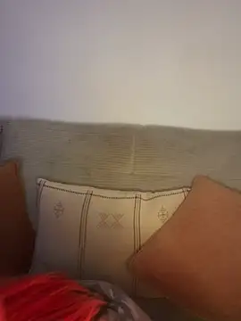 ScarletVixenLive online show from May 1, 2026, 8:03 pm