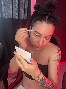 Missvalery online show from January 18, 2026, 7:17 pm