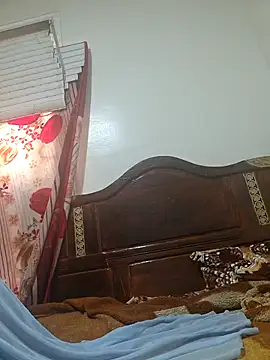 Snapshot of katiyvy chatting on April 4, 2026, 1:17 pm katiyvy online show from April 4, 2026, 1:17 pm