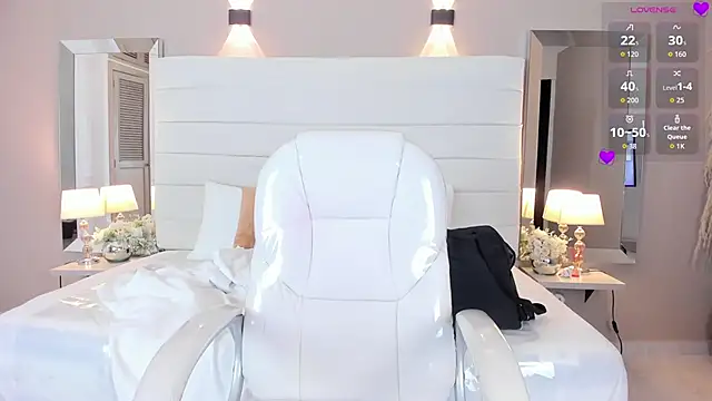 maturexxx  online show from February 3, 2026, 7:30 pm