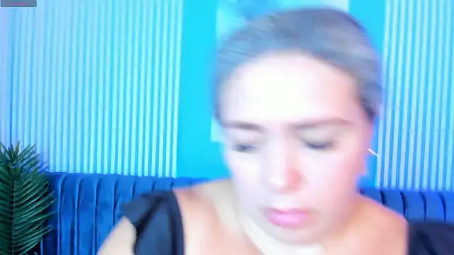 dahianeconnor online show from June 20, 2026, 11:59 am