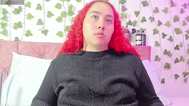 Ayla-marttinez online show from July 24, 2026, 12:17 am