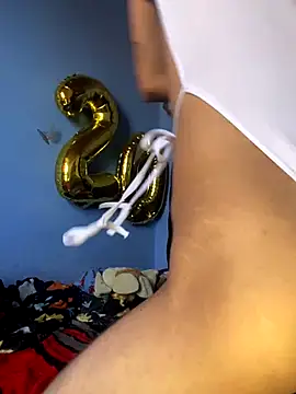 Juan Gomezz26 online show from December 15, 2025, 8:58 pm