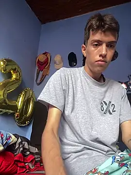 Juan Gomezz26 online show from January 13, 2026, 9:19 pm