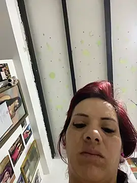 Scarlett  Noir online show from February 1, 2026, 3:32 pm