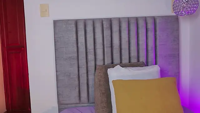 PaulinaSaint online show from March 21, 2026, 6:45 pm