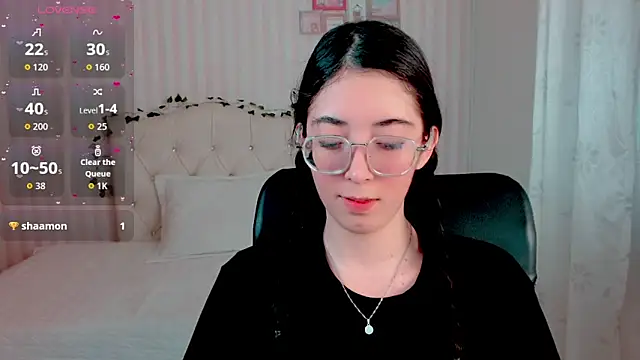 Snapshot of emmalove_doll chatting on March 17, 2026, 1:19 am emmalove doll online show from March 17, 2026, 1:19 am