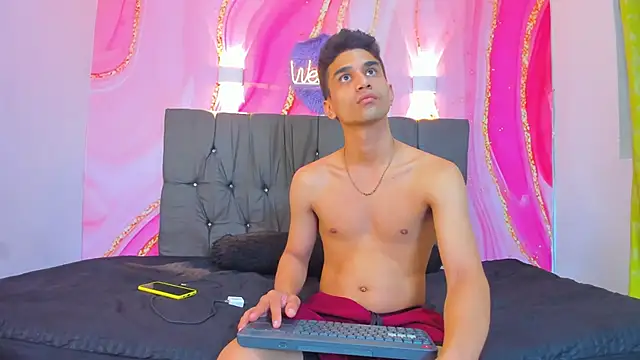 Hot Boys 69 online show from December 15, 2025, 10:43 am