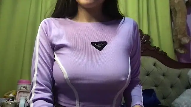 Snapshot of miia_rose_ chatting on March 8, 2026, 10:13 pm miia rose online show from March 8, 2026, 10:13 pm