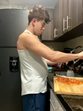 maxxcooper1 online show from December 19, 2025, 11:18 pm